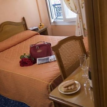 Hôtel Aurore - Hotels Near Me - Paris, 75