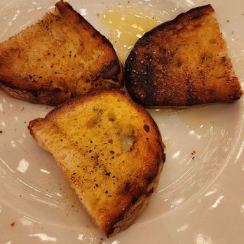 Trattoria 4 Leoni - Bread with oil - Italian Near Me - Florence, FI Trattoria 4 Leoni - Bread with oil - Italian Near Me - Florence, FI