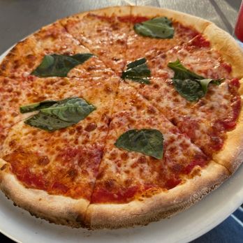 Il Fornaio - Margherita Pizza - Italian Near Me - Coronado, California Il Fornaio - Margherita Pizza - Italian Near Me - Coronado, California