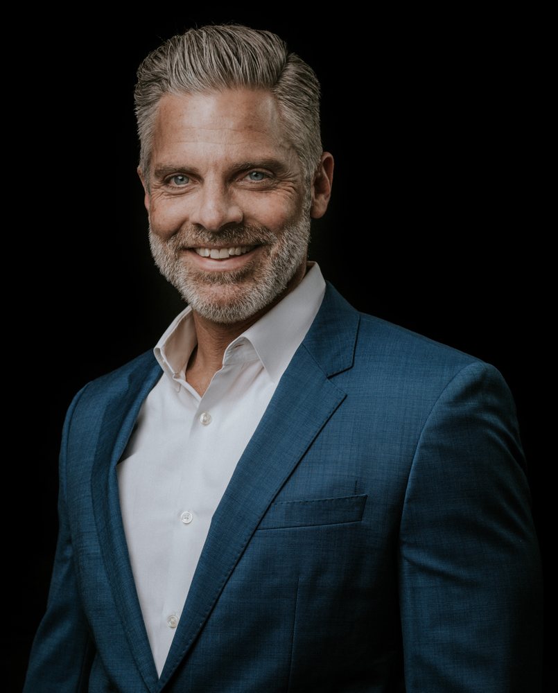 JAMES UNGER 8Z REAL ESTATE 4041 Hanover Ave, Denver, Colorado