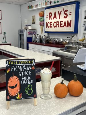 Ray's Ice Cream by null