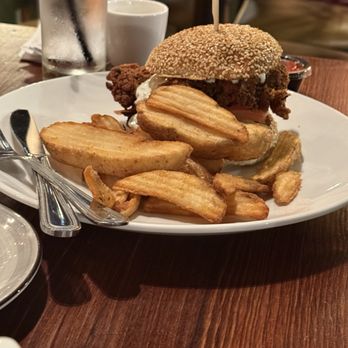 Prohibition - Chicken Sandwich - American Near Me - Columbia, South Carolina Prohibition - Chicken Sandwich - American Near Me - Columbia, South Carolina