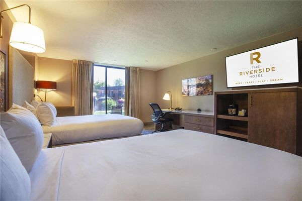 The Riverside Hotel by null