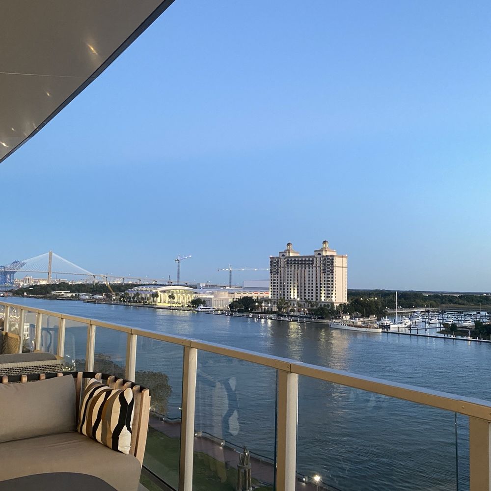 Lavender Rooftop Kitchen & Bar - Wine Bars Near Me - Savannah, Georgia