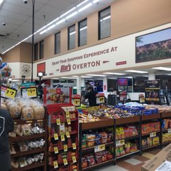 Lin's Overton - Big super market for a small town