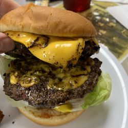 Geno's family restaurant - Double Cheeseburger