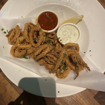Yard House - Fried Calamari - New American Near Me - Brea, California Yard House - Fried Calamari - New American Near Me - Brea, California