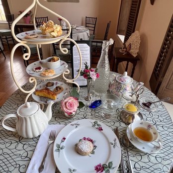 Swan House - a table set for a tea party - Coffee & Tea Near Me - Findlay, Ohio Swan House - a table set for a tea party - Coffee & Tea Near Me - Findlay, Ohio