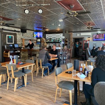 The Nook and Cranny - Salle à manger / Dining Room - Canadian (New) Near Me - Truro, Nova Scotia The Nook and Cranny - Salle à manger / Dining Room - Canadian (New) Near Me - Truro, Nova Scotia