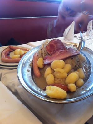 Brasserie Georges by null