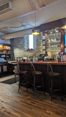 Virginia's On King by null