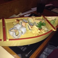 Sado Mori Japanese Steakhouse - The boat was full of rainbow and it had a very distinct taste and well mixed flavors