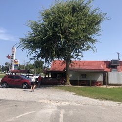 Red Top Barbecue - Red top BBQ