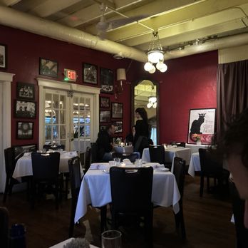 Vin Rouge - Inside - French Near Me - Durham, North Carolina