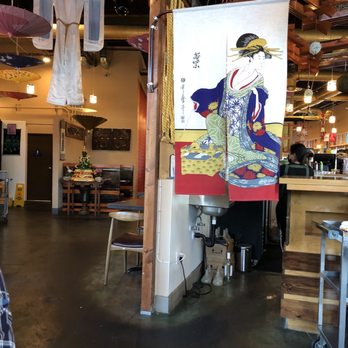 Thai Thani Restaurant - Thai Near Me - Walnut Creek, California