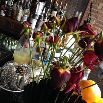 GRAY'S On Main - Bars Near Me - Franklin, Tennessee