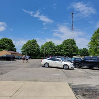 Mulligans Lounge - Nightlife Near Me - Muncie, Indiana