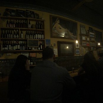 Ed's Elbow Room - Bar area - Beer Bar Near Me - New York, New York