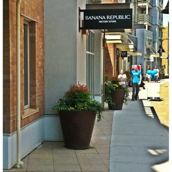 Banana Republic Factory Store - Men's Clothing Near Me - Surrey, British Columbia Banana Republic Factory Store - Men's Clothing Near Me - Surrey, British Columbia