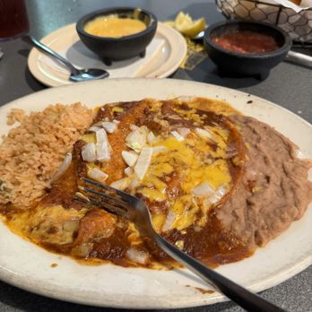 Maudie's North Lamar - Mexican special plate - cheese enchiladas with onions comes with beef taco and spoon of Guacamole - Tex-Mex Near Me - Austin, Texas Maudie's North Lamar - Mexican special plate - cheese enchiladas with onions comes with beef taco and spoon of Guacamole - Tex-Mex Near Me - Austin, Texas