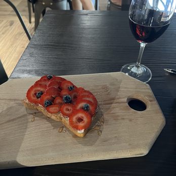 Chill Coffee and Wine Bar - Berry toast very nice! - Coffee & Tea Near Me - Arlington, Texas