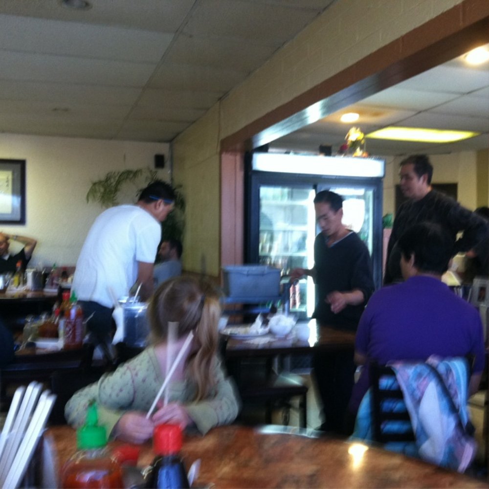 Da Vang Restaurant - Pretty busy today! - Vietnamese Near Me - Phoenix, Arizona Da Vang Restaurant - Pretty busy today! - Vietnamese Near Me - Phoenix, Arizona