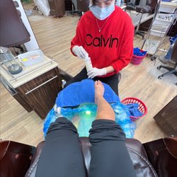 Happy Nails & Spa
