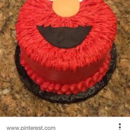This is the pic of the smash cake I wanted I texted the manager how she asked me to This is the pic of the smash cake I wanted I texted the manager how she asked me to