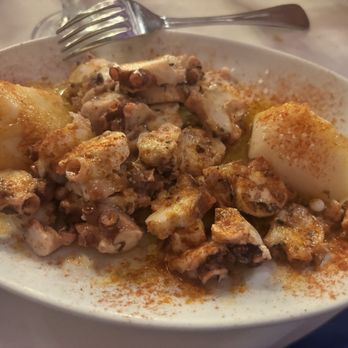 Los Gallegos Restaurant - Galian octopus!! - Spanish Near Me - Miami, Florida
