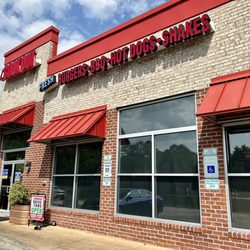 Cook Out - The exterior