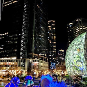 Amazon Spheres - Botanical Gardens Near Me - Seattle, Washington