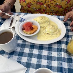 Eggs Benedict