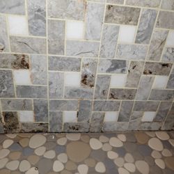 True REST Float Spa - MOLD EVERYWHERE