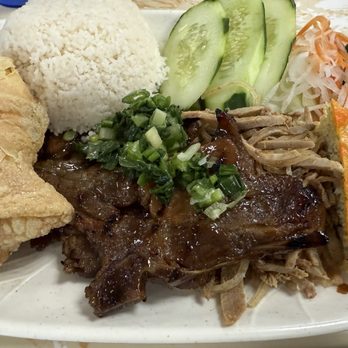 Com Tam Dat Thanh - Pork chop combo #22A - Vietnamese Near Me - Sacramento, California