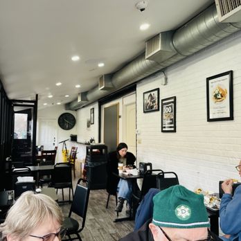 Falafel Tanami - Comfortable seating - Falafel Near Me - New York, New York Falafel Tanami - Comfortable seating - Falafel Near Me - New York, New York
