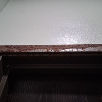 Quality Inn & Suites - The metal in the bathroom has rust all over the door frame on the inside. - Hotels Near Me - Lincoln, Nebraska Quality Inn & Suites - The metal in the bathroom has rust all over the door frame on the inside. - Hotels Near Me - Lincoln, Nebraska