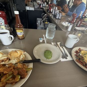 Bill's Cafe - We absolutely loved our food today and the service! Thank you so much Luisa M and Luis!!The service they provided was phenomenal!! - Breakfast & Brunch Near Me - Fremont, California Bill's Cafe - We absolutely loved our food today and the service! Thank you so much Luisa M and Luis!!The service they provided was phenomenal!! - Breakfast & Brunch Near Me - Fremont, California