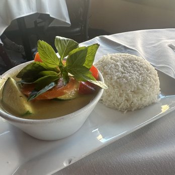 Thai Sapa - Yellow curry - Thai Near Me - Springdale, Utah Thai Sapa - Yellow curry - Thai Near Me - Springdale, Utah