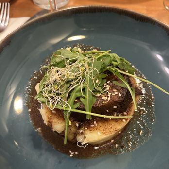 Bistrot Rougemont - Slow cooked chuck steak with smashed potatoes - French Near Me - Paris, 75