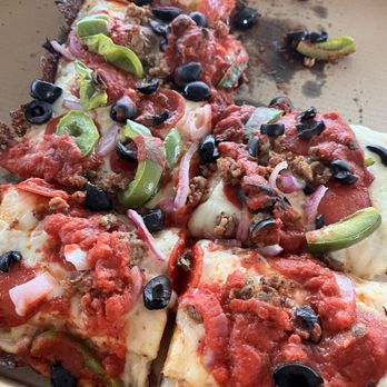 Driftless Pizza - Detroit the works - Pizza Near Me - Dubuque, Iowa