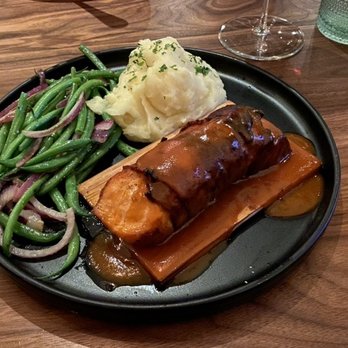 Julep Cast Iron Kitchen + Drink - Cedar Plank Salmon - New American Near Me - Brea, California Julep Cast Iron Kitchen + Drink - Cedar Plank Salmon - New American Near Me - Brea, California