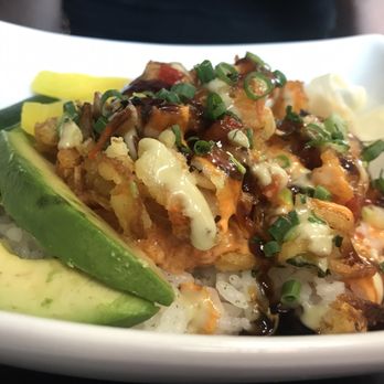 Honolulu Sushi - Crunch bowl with added avocado - Sushi Bars Near Me - Honolulu, Hawaii