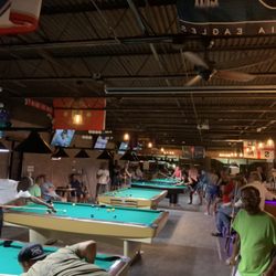Shooterz Sports Bar and Lounge