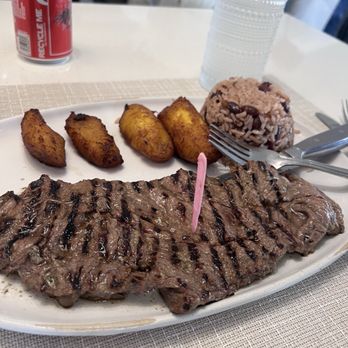 Madrono Restaurant - Latin American Near Me - Miami, Florida Madrono Restaurant - Latin American Near Me - Miami, Florida