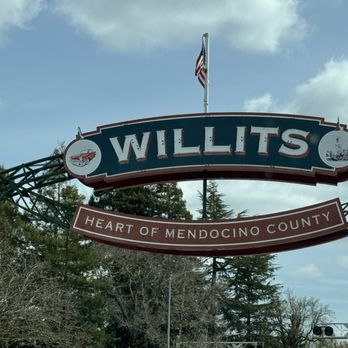 Skunk Train Northspur Station - Passing the Willits sign on the train - Train Stations Near Me - Willits, California