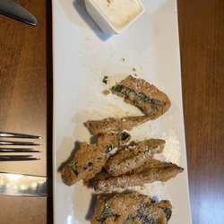 Sugarless Sweets - 7.99 zucchini "fries" = one weirdly sized chopped up, thickly breaded zucchini chunks.