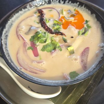 Khao Thai Restaurant - Tom Kha - Thai Near Me - Ottawa, Ontario