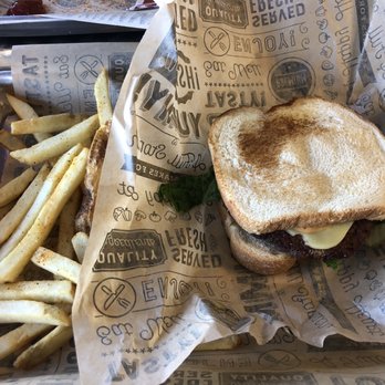 Browns BarBQ - Vegan Impossible Burger - Barbeque Near Me - Midland, Texas