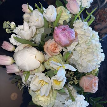 NovaPetal Flower Lab - Florists Near Me - Phoenix, Arizona