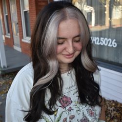 The Beehive Salon - Color Retouch * Accent Foil Highlight & Gloss/Toner